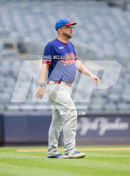 Thumbnail 1 in Queens Metro vs Hunter College (NYC PSAL AA Final) photogallery.