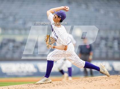 Thumbnail 1 in Queens Metro vs Hunter College (NYC PSAL AA Final) photogallery.