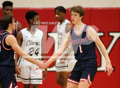 Thumbnail 1 in Clark vs. Westlake (UIL 6A Regional Finals) photogallery.