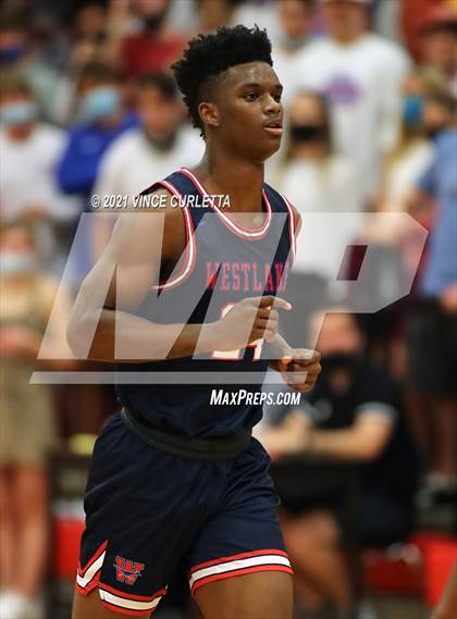 Thumbnail 2 in Clark vs. Westlake (UIL 6A Regional Finals) photogallery.
