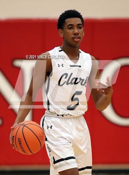 Thumbnail 3 in Clark vs. Westlake (UIL 6A Regional Finals) photogallery.