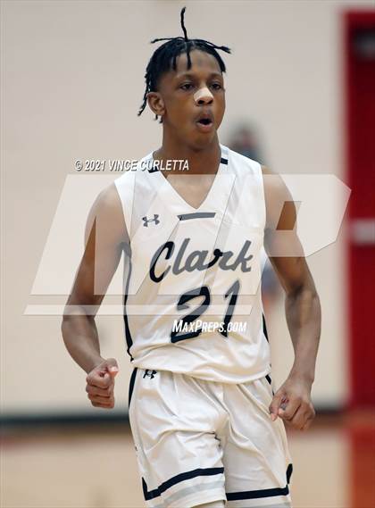 Thumbnail 2 in Clark vs. Westlake (UIL 6A Regional Finals) photogallery.