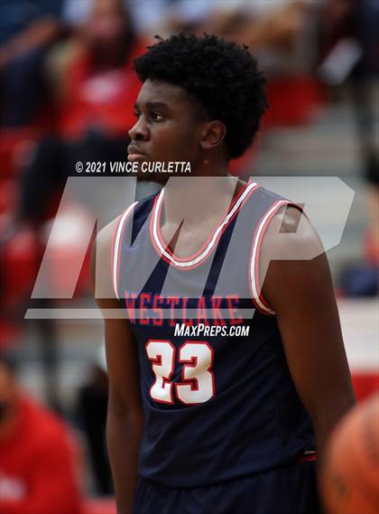 Thumbnail 1 in Clark vs. Westlake (UIL 6A Regional Finals) photogallery.