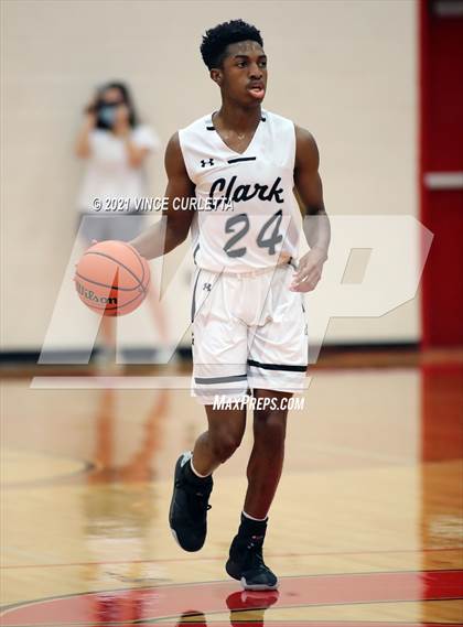 Thumbnail 1 in Clark vs. Westlake (UIL 6A Regional Finals) photogallery.