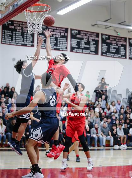 Thumbnail 2 in  Loyola @ Harvard-Westlake photogallery.