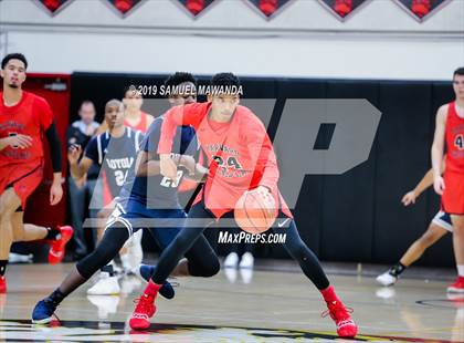 Thumbnail 3 in  Loyola @ Harvard-Westlake photogallery.