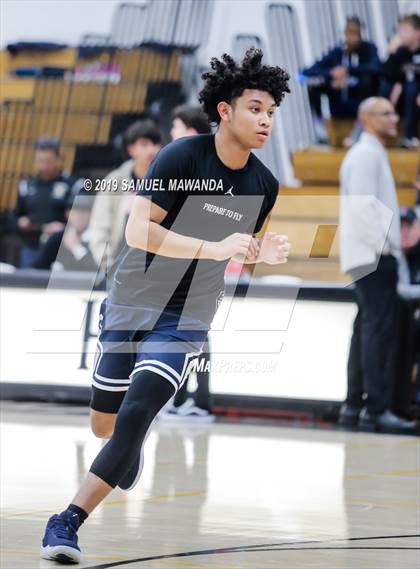 Thumbnail 2 in  Loyola @ Harvard-Westlake photogallery.