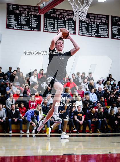 Thumbnail 1 in  Loyola @ Harvard-Westlake photogallery.