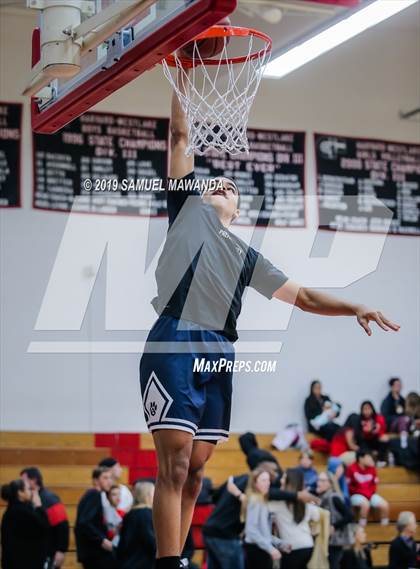 Thumbnail 3 in  Loyola @ Harvard-Westlake photogallery.