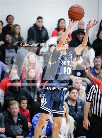 Thumbnail 2 in  Loyola @ Harvard-Westlake photogallery.