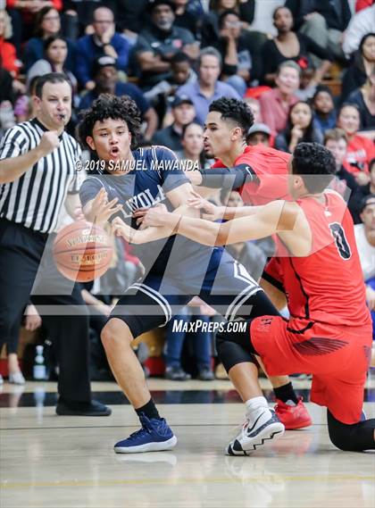 Thumbnail 2 in  Loyola @ Harvard-Westlake photogallery.