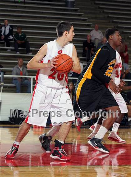 Thumbnail 1 in Fort Bend Marshall vs. Judson (McDonald's Texas Invitational) photogallery.