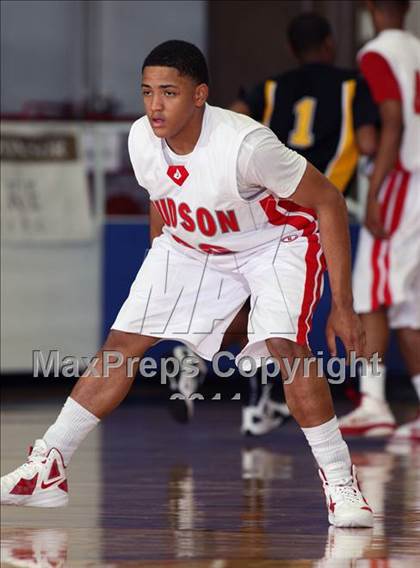Thumbnail 2 in Fort Bend Marshall vs. Judson (McDonald's Texas Invitational) photogallery.