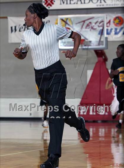 Thumbnail 1 in Fort Bend Marshall vs. Judson (McDonald's Texas Invitational) photogallery.