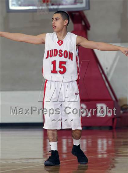 Thumbnail 1 in Fort Bend Marshall vs. Judson (McDonald's Texas Invitational) photogallery.