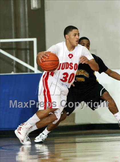 Thumbnail 1 in Fort Bend Marshall vs. Judson (McDonald's Texas Invitational) photogallery.