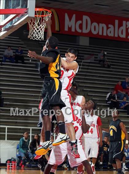 Thumbnail 1 in Fort Bend Marshall vs. Judson (McDonald's Texas Invitational) photogallery.