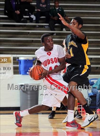 Thumbnail 1 in Fort Bend Marshall vs. Judson (McDonald's Texas Invitational) photogallery.