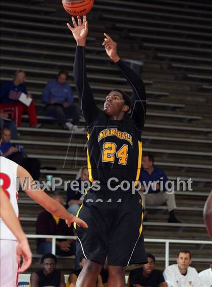 Thumbnail 3 in Fort Bend Marshall vs. Judson (McDonald's Texas Invitational) photogallery.