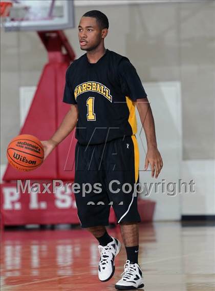 Thumbnail 1 in Fort Bend Marshall vs. Judson (McDonald's Texas Invitational) photogallery.
