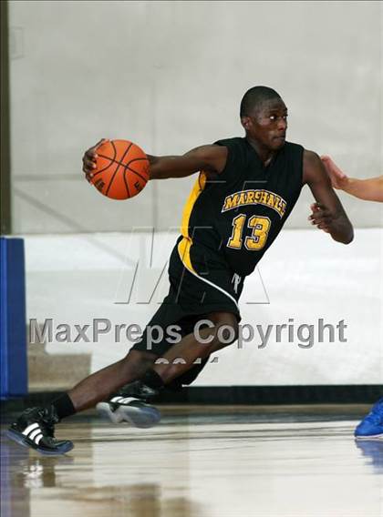 Thumbnail 2 in Fort Bend Marshall vs. Judson (McDonald's Texas Invitational) photogallery.