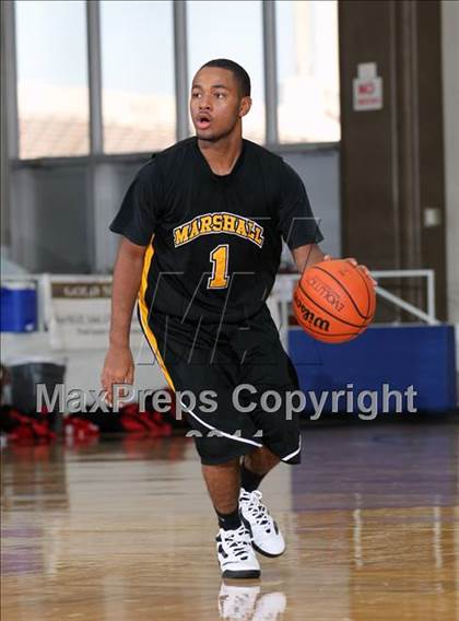Thumbnail 2 in Fort Bend Marshall vs. Judson (McDonald's Texas Invitational) photogallery.