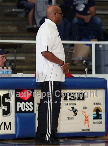 Thumbnail 1 in Fort Bend Marshall vs. Judson (McDonald's Texas Invitational) photogallery.