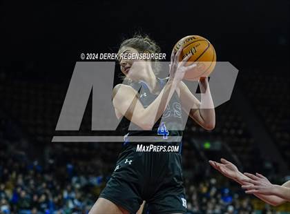 Thumbnail 3 in Resurrection Christian vs Holy Family (CHSAA 4A Semifinal) photogallery.