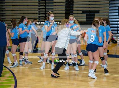 Thumbnail 2 in McMichael vs Foard (NCHSAA 2A Final) (2 of 2 - pre-game, post-game, and awards) photogallery.