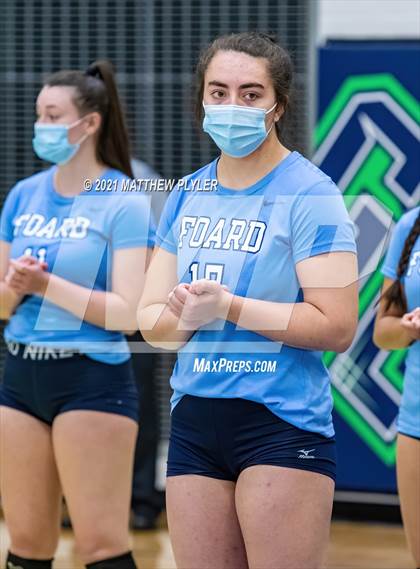 Thumbnail 1 in McMichael vs Foard (NCHSAA 2A Final) (2 of 2 - pre-game, post-game, and awards) photogallery.
