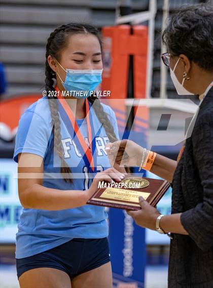 Thumbnail 1 in McMichael vs Foard (NCHSAA 2A Final) (2 of 2 - pre-game, post-game, and awards) photogallery.