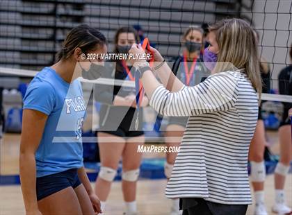 Thumbnail 1 in McMichael vs Foard (NCHSAA 2A Final) (2 of 2 - pre-game, post-game, and awards) photogallery.