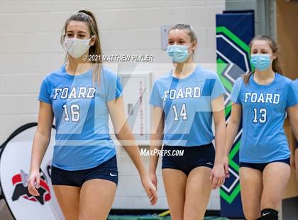 Thumbnail 2 in McMichael vs Foard (NCHSAA 2A Final) (2 of 2 - pre-game, post-game, and awards) photogallery.