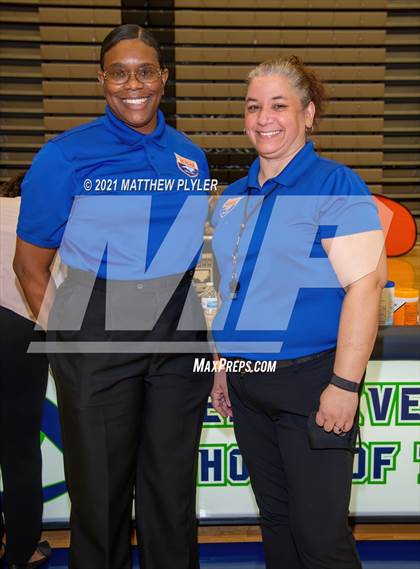 Thumbnail 3 in McMichael vs Foard (NCHSAA 2A Final) (2 of 2 - pre-game, post-game, and awards) photogallery.