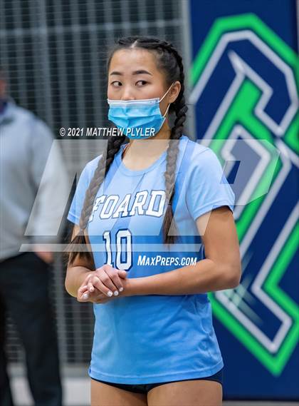 Thumbnail 3 in McMichael vs Foard (NCHSAA 2A Final) (2 of 2 - pre-game, post-game, and awards) photogallery.