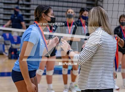 Thumbnail 2 in McMichael vs Foard (NCHSAA 2A Final) (2 of 2 - pre-game, post-game, and awards) photogallery.