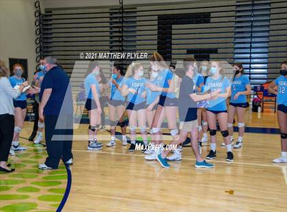 Thumbnail 1 in McMichael vs Foard (NCHSAA 2A Final) (2 of 2 - pre-game, post-game, and awards) photogallery.
