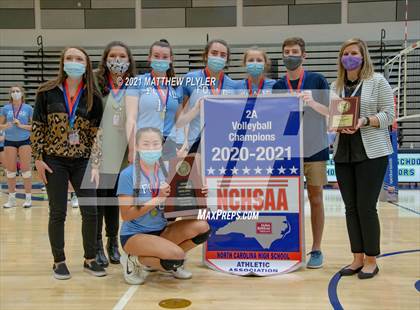 Thumbnail 1 in McMichael vs Foard (NCHSAA 2A Final) (2 of 2 - pre-game, post-game, and awards) photogallery.