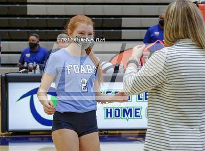 Thumbnail 1 in McMichael vs Foard (NCHSAA 2A Final) (2 of 2 - pre-game, post-game, and awards) photogallery.