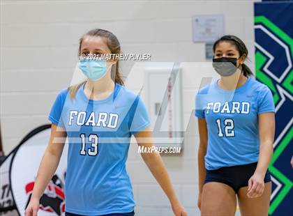 Thumbnail 1 in McMichael vs Foard (NCHSAA 2A Final) (2 of 2 - pre-game, post-game, and awards) photogallery.