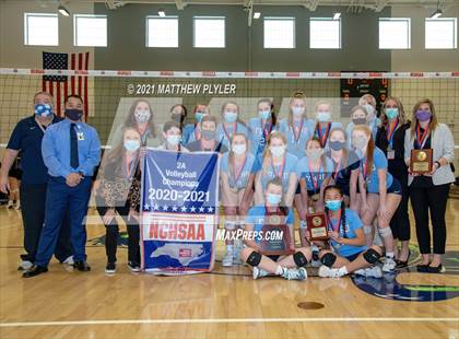 Thumbnail 3 in McMichael vs Foard (NCHSAA 2A Final) (2 of 2 - pre-game, post-game, and awards) photogallery.