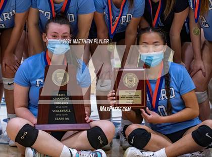 Thumbnail 3 in McMichael vs Foard (NCHSAA 2A Final) (2 of 2 - pre-game, post-game, and awards) photogallery.