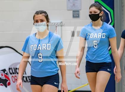 Thumbnail 2 in McMichael vs Foard (NCHSAA 2A Final) (2 of 2 - pre-game, post-game, and awards) photogallery.