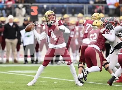 Thumbnail 3 in Central Catholic vs. Bishop Watterson (OHSAA Division 3 Final) photogallery.