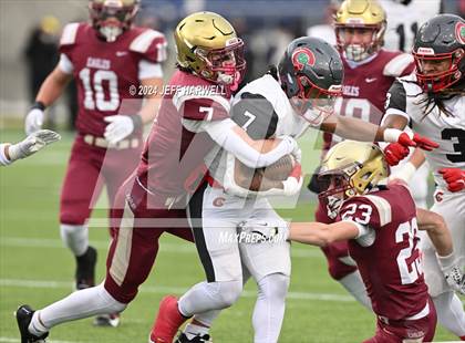Thumbnail 3 in Central Catholic vs. Bishop Watterson (OHSAA Division 3 Final) photogallery.