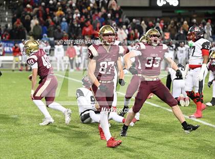 Thumbnail 3 in Central Catholic vs. Bishop Watterson (OHSAA Division 3 Final) photogallery.