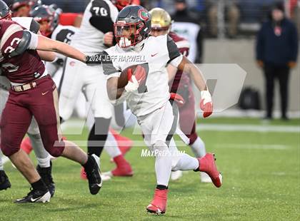 Thumbnail 3 in Central Catholic vs. Bishop Watterson (OHSAA Division 3 Final) photogallery.