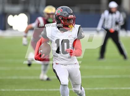 Thumbnail 1 in Central Catholic vs. Bishop Watterson (OHSAA Division 3 Final) photogallery.