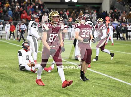 Thumbnail 1 in Central Catholic vs. Bishop Watterson (OHSAA Division 3 Final) photogallery.