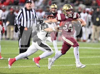 Thumbnail 1 in Central Catholic vs. Bishop Watterson (OHSAA Division 3 Final) photogallery.